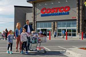 Get a one-year Executive Costco Gold Star Membership plus a $40 digital shop card for $120