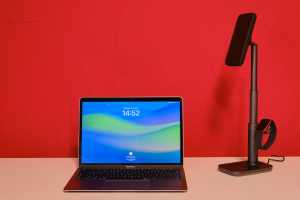 Mophie 3-in-1 extendable stand with MagSafe review